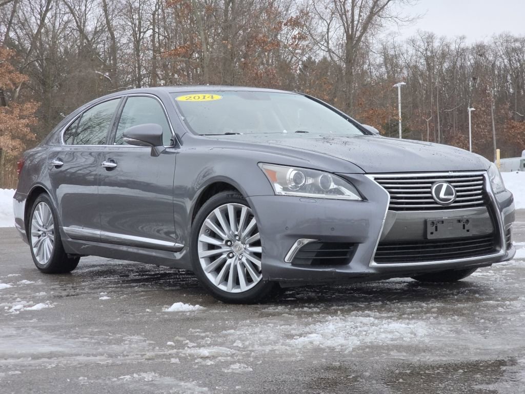 Used 2014 Lexus LS 460 AWD image 2