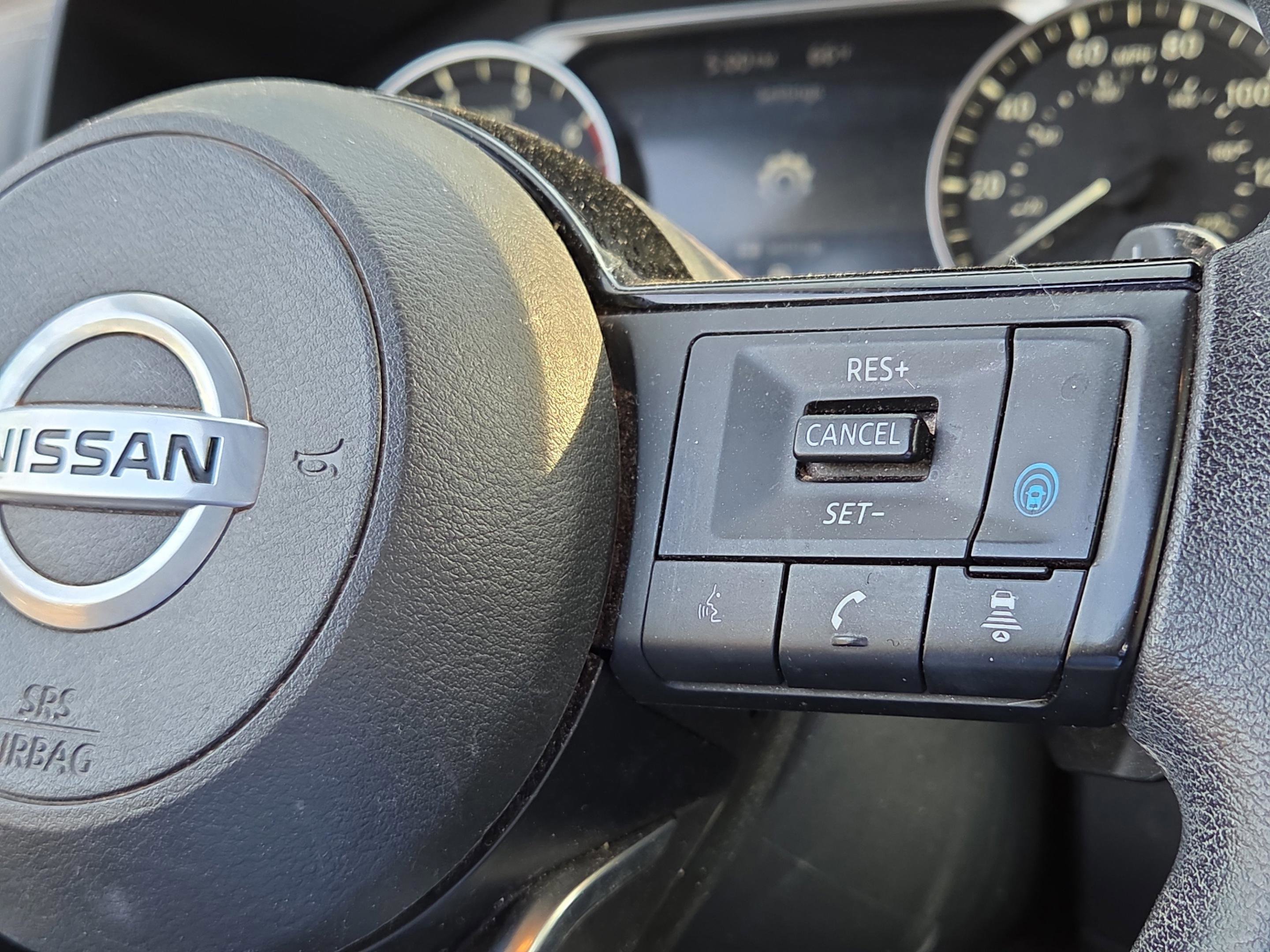 Used 2021 Nissan Rogue SV FWD image 12