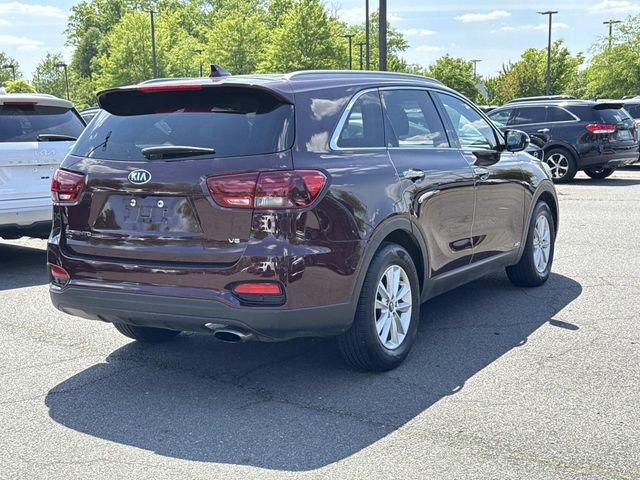 Used 2019 Kia Sorento LX w/ Option Group 020 AWD/4WD image 2