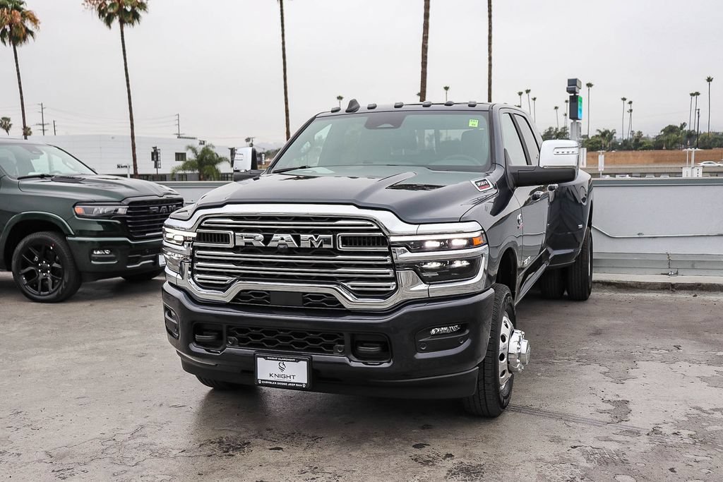 New 2026 RAM 3500 Laramie AWD/4WD image 4