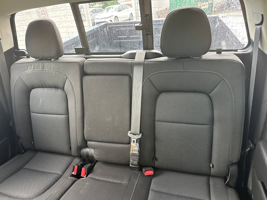 Used 2019 Chevrolet Colorado LT w/ LT Convenience Package RWD image 21