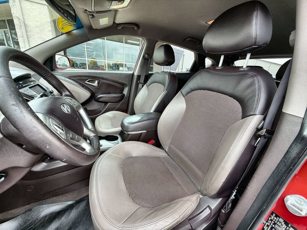 Used 2012 Hyundai Tucson GLS FWD image 13
