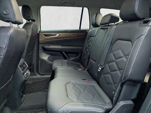 New 2026 Volkswagen Atlas SE image 12