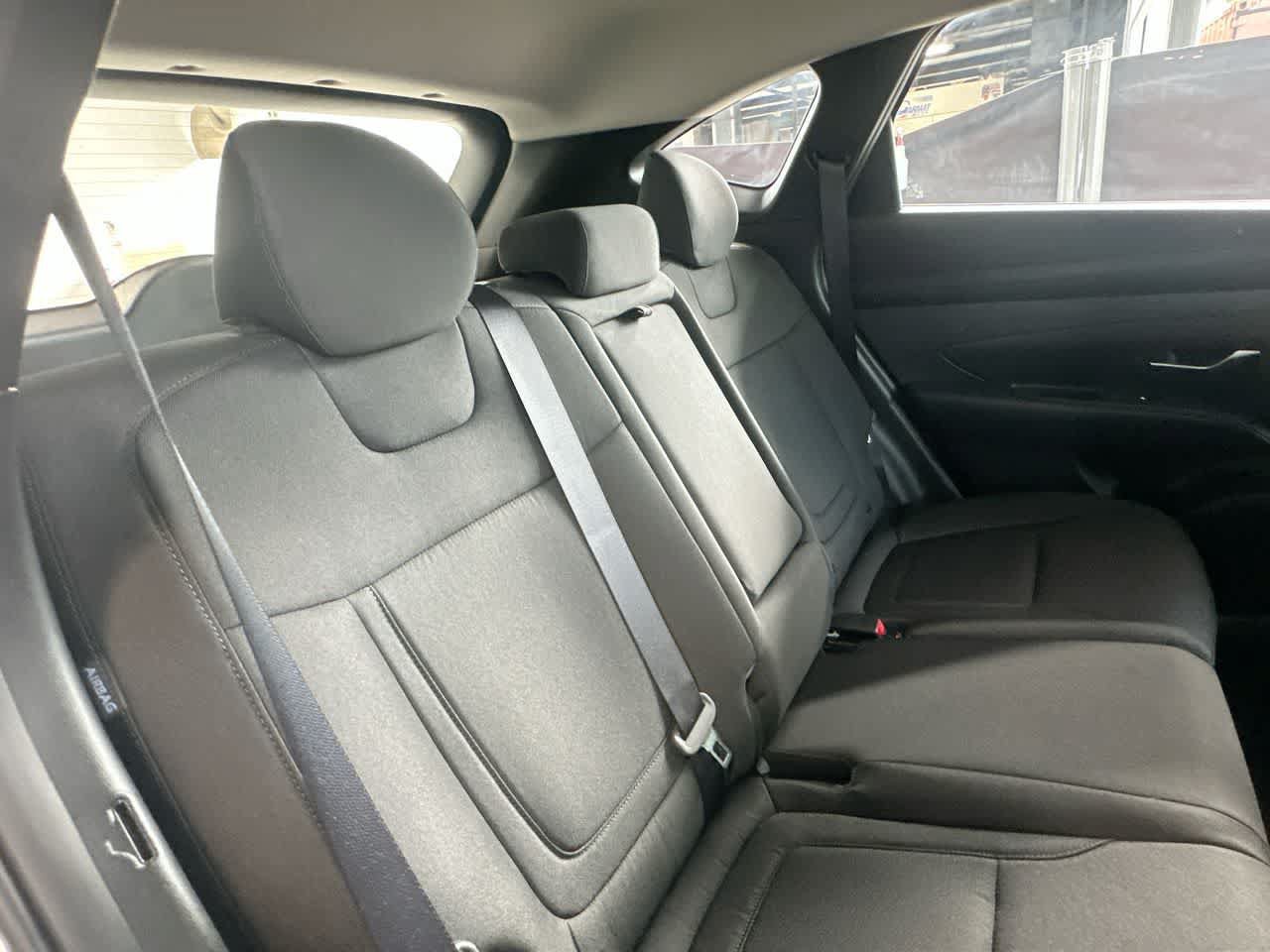 Used 2026 Hyundai Tucson SE FWD image 26