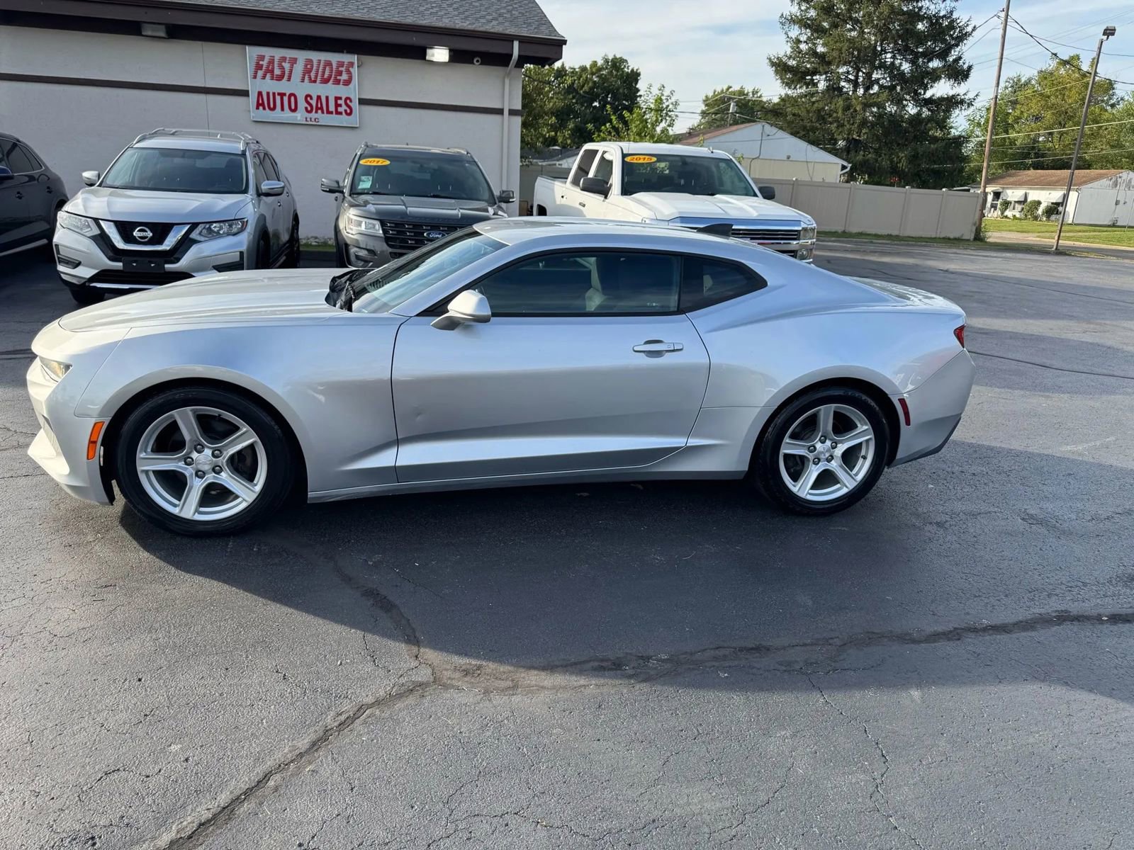 Used 2017 Chevrolet Camaro LT image 3