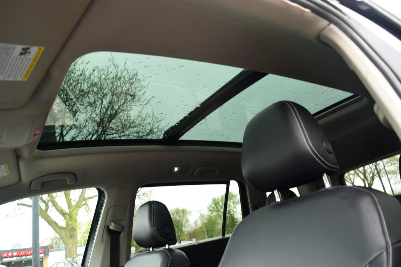 Used 2021 Volkswagen Atlas SE w/ Panoramic Sunroof Package AWD/4WD image 34
