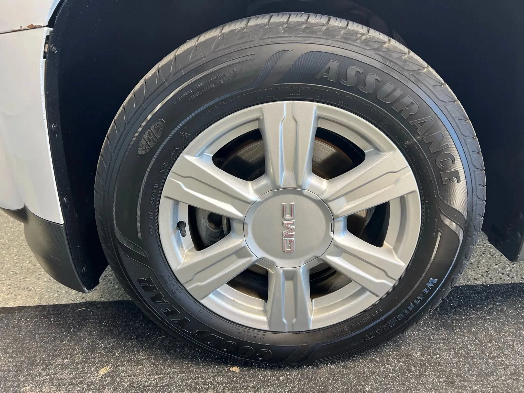 Used 2014 GMC Terrain SLE FWD image 19