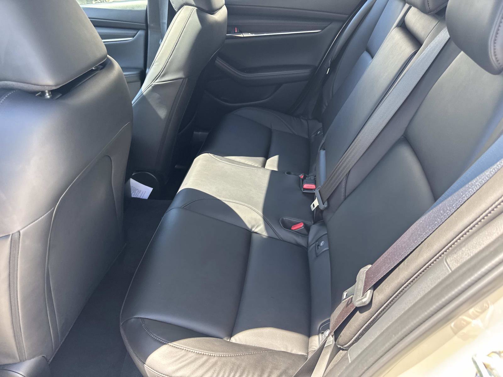 Used 2025 MAZDA MAZDA3 s FWD image 12