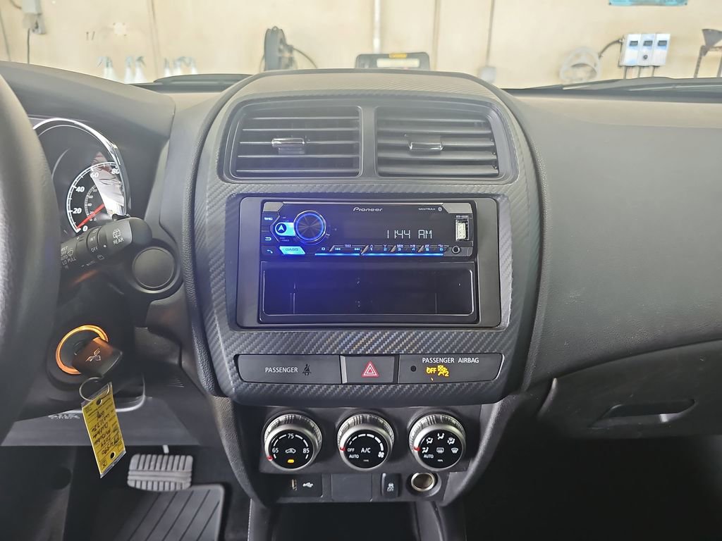 Used 2024 Mitsubishi Outlander Sport AWD image 20