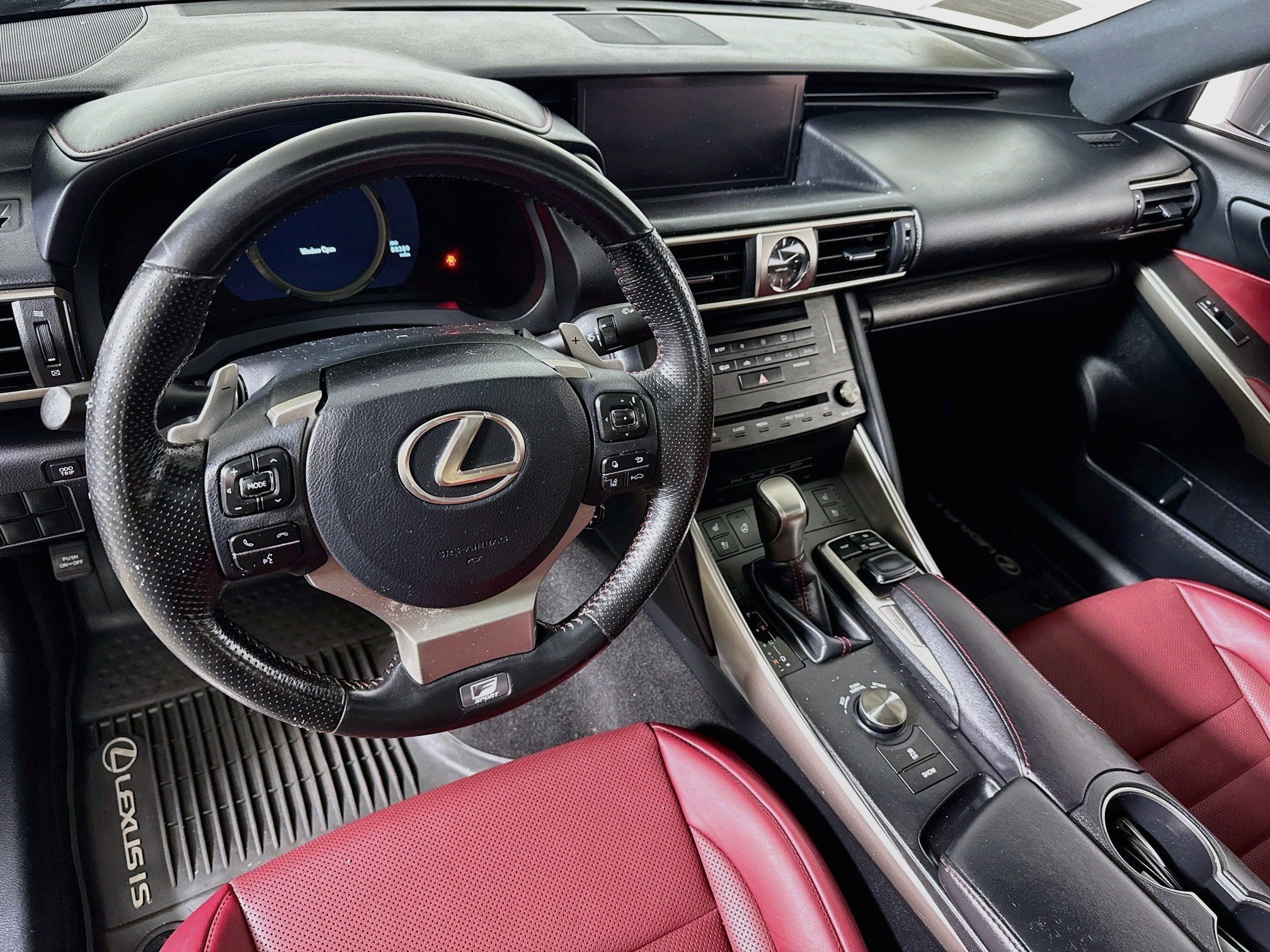 Used 2019 Lexus IS 300 F Sport w/ F Sport Package AWD/4WD image 13