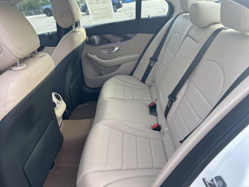 Used 2021 Mercedes-Benz C 300 Sedan image 21