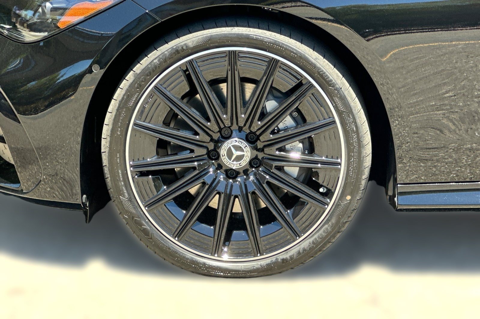 New 2026 Mercedes-Benz CLE 300 4MATIC Coupe image 13