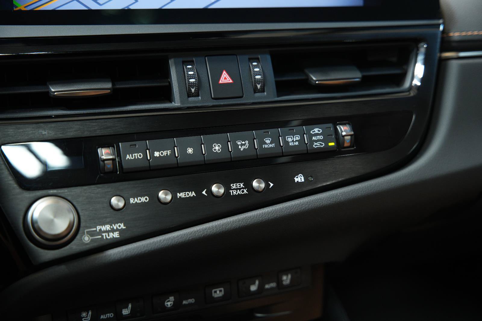 Used 2022 Lexus ES 350 Ultra Luxury w/ Accessory Package 2 FWD image 49