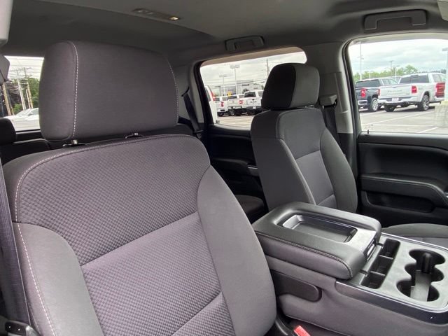 Used 2018 Chevrolet Silverado 1500 LT w/ All Star Edition AWD/4WD image 22
