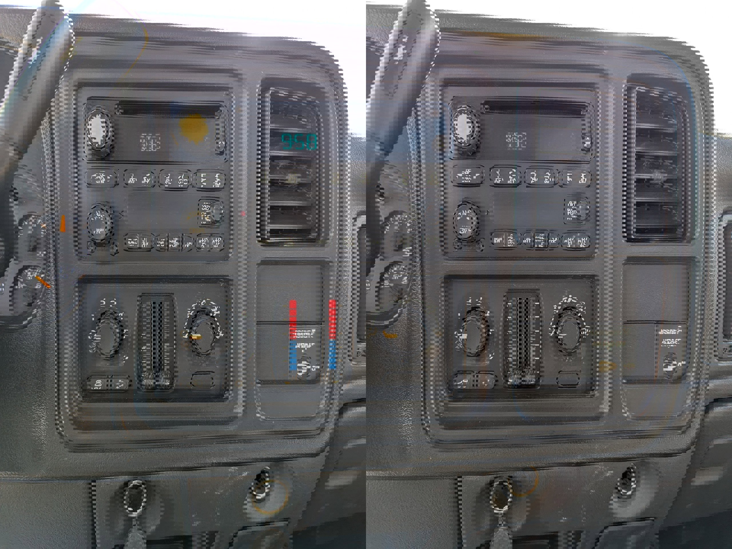 Used 2004 Chevrolet Silverado 2500 W/T image 17