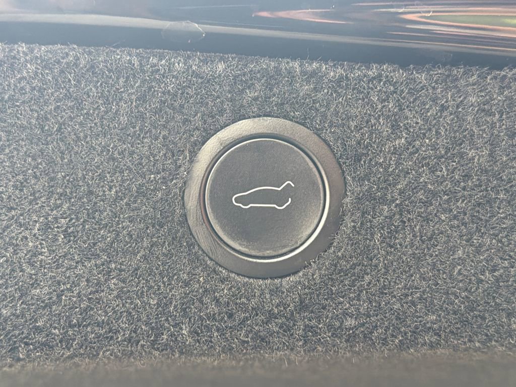 Used 2024 Tesla Model 3 Performance image 29