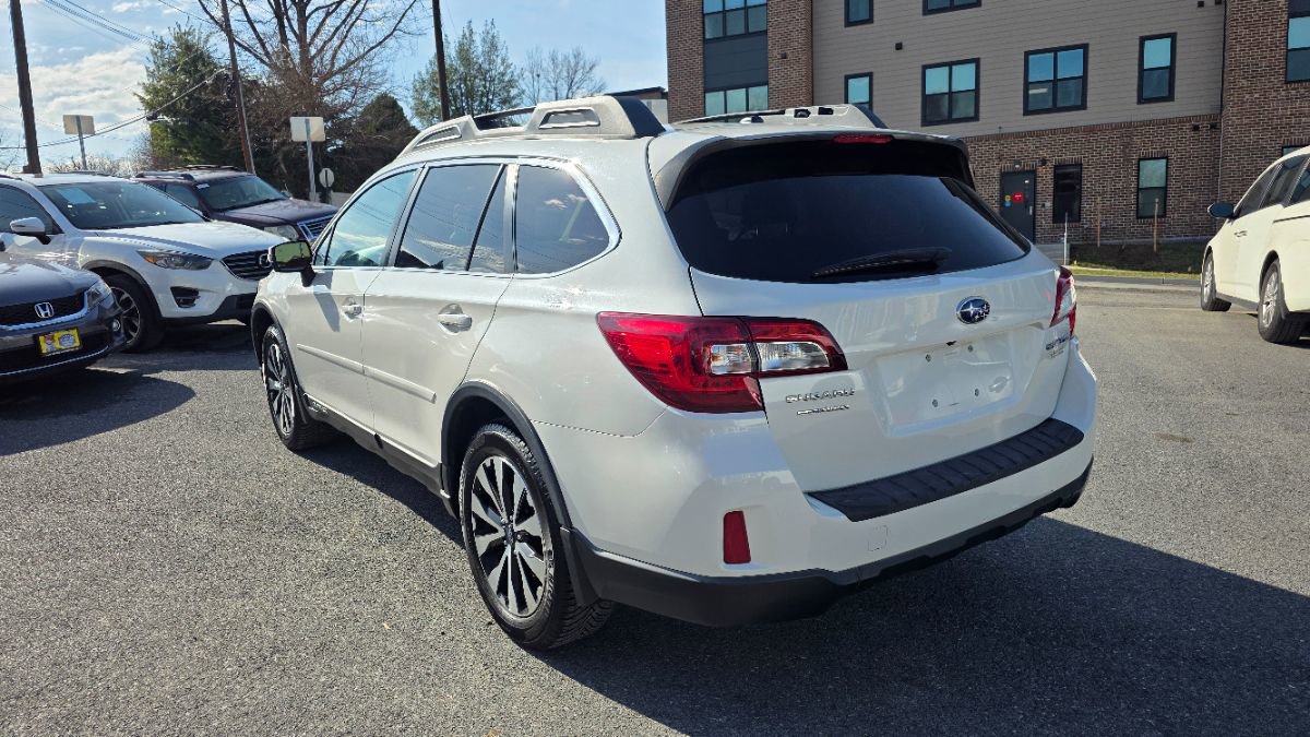 Used 2015 Subaru Outback 2.5i Limited image 5