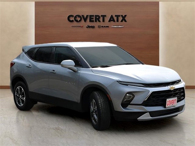 Used 2025 Chevrolet Blazer LT image 7