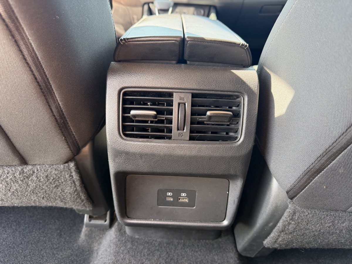 Used 2021 Nissan Rogue SV FWD image 20