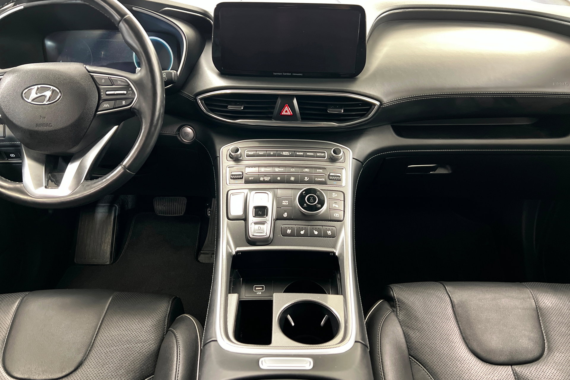 Used 2022 Hyundai Santa Fe Limited AWD/4WD image 13