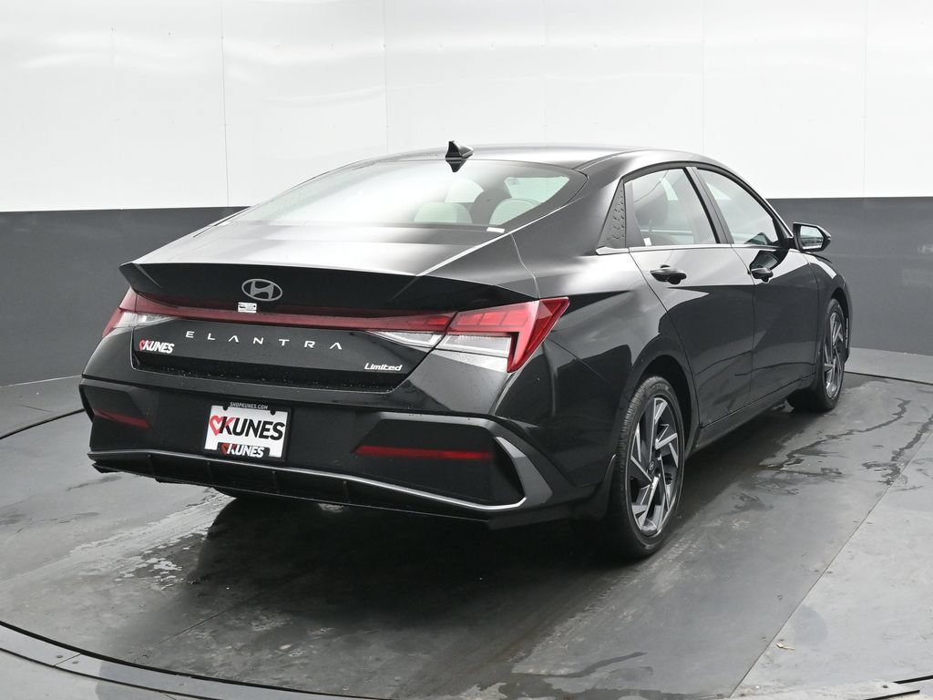New 2026 Hyundai Elantra Limited FWD image 2