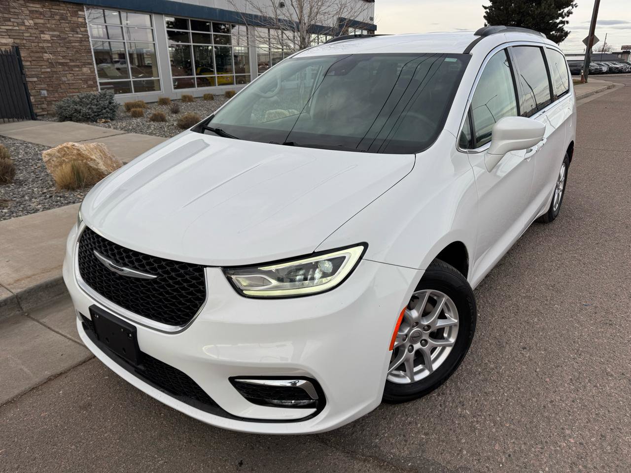 Used 2022 Chrysler Pacifica Touring-L