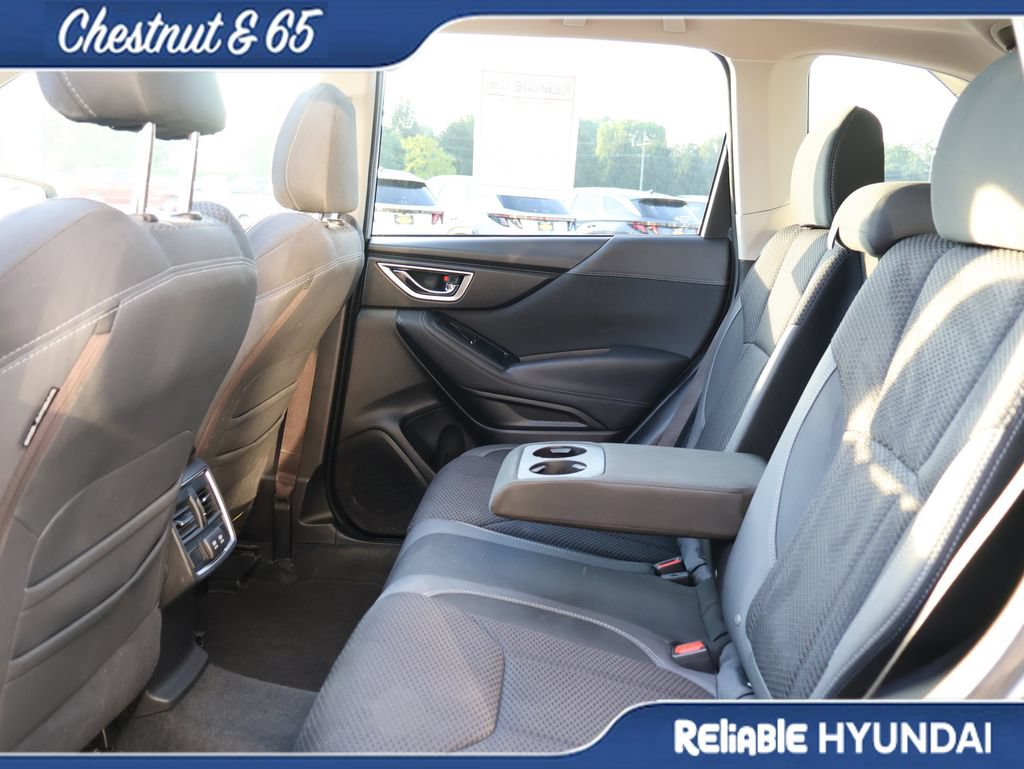 Used 2020 Subaru Forester Premium AWD/4WD image 17