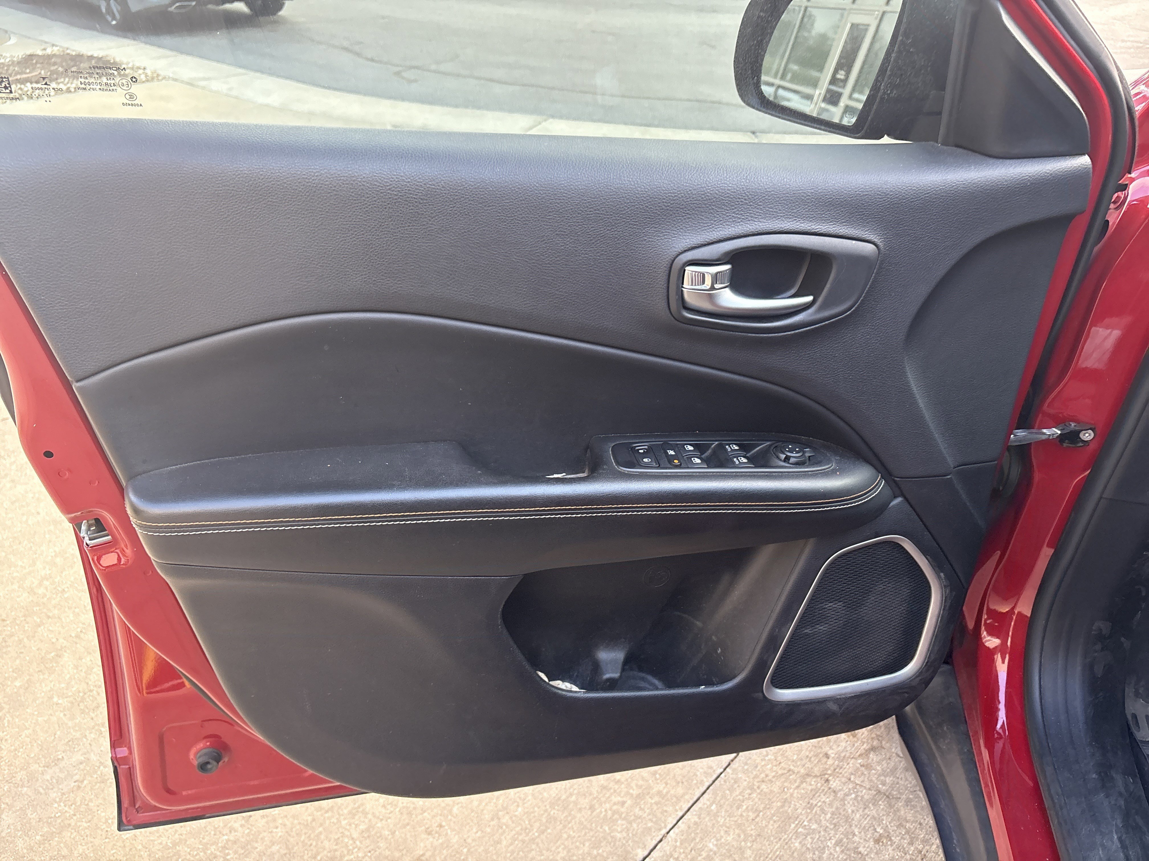 Used 2018 Jeep Compass Sport image 13