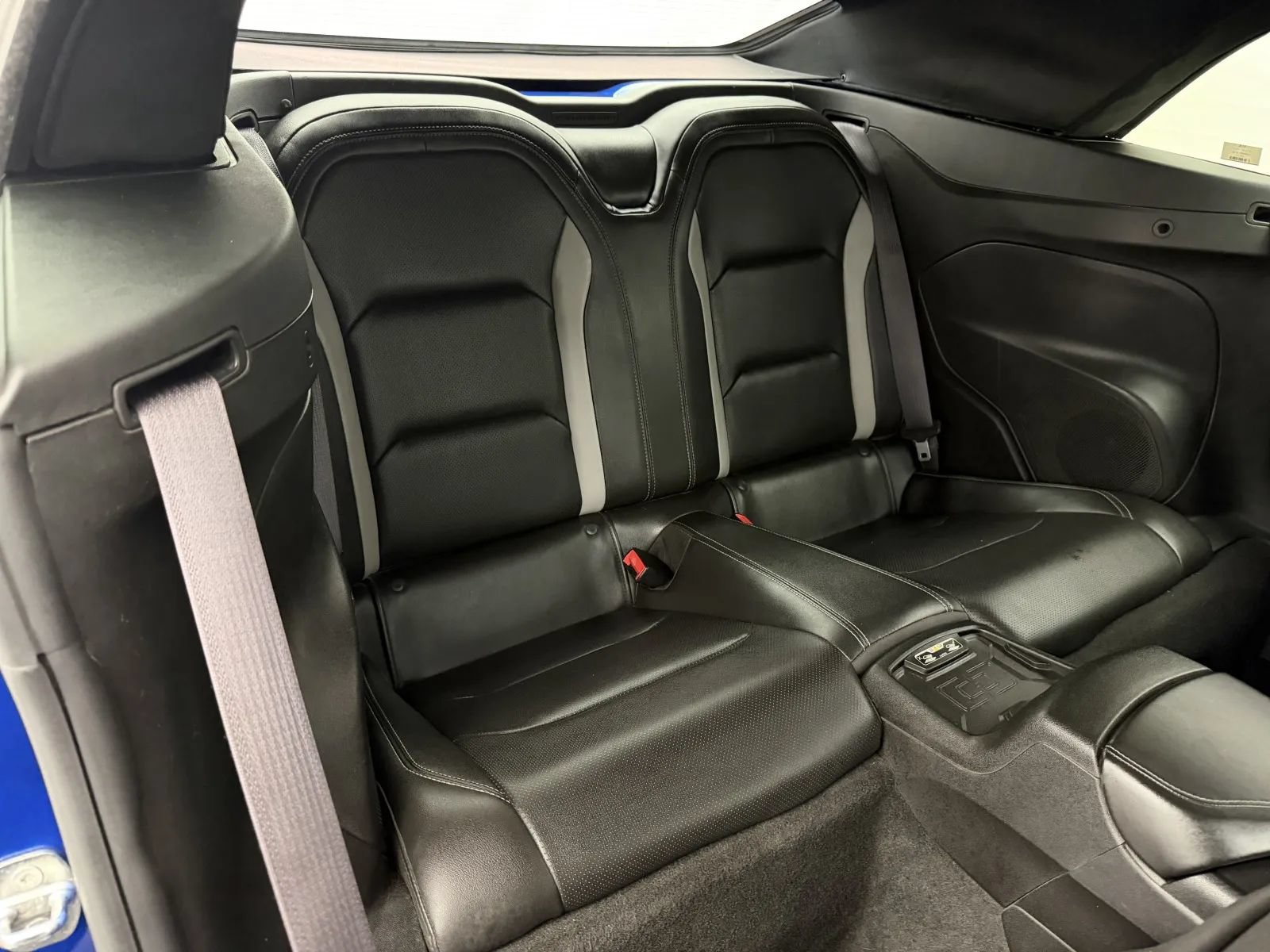 Used 2016 Chevrolet Camaro SS RWD image 39