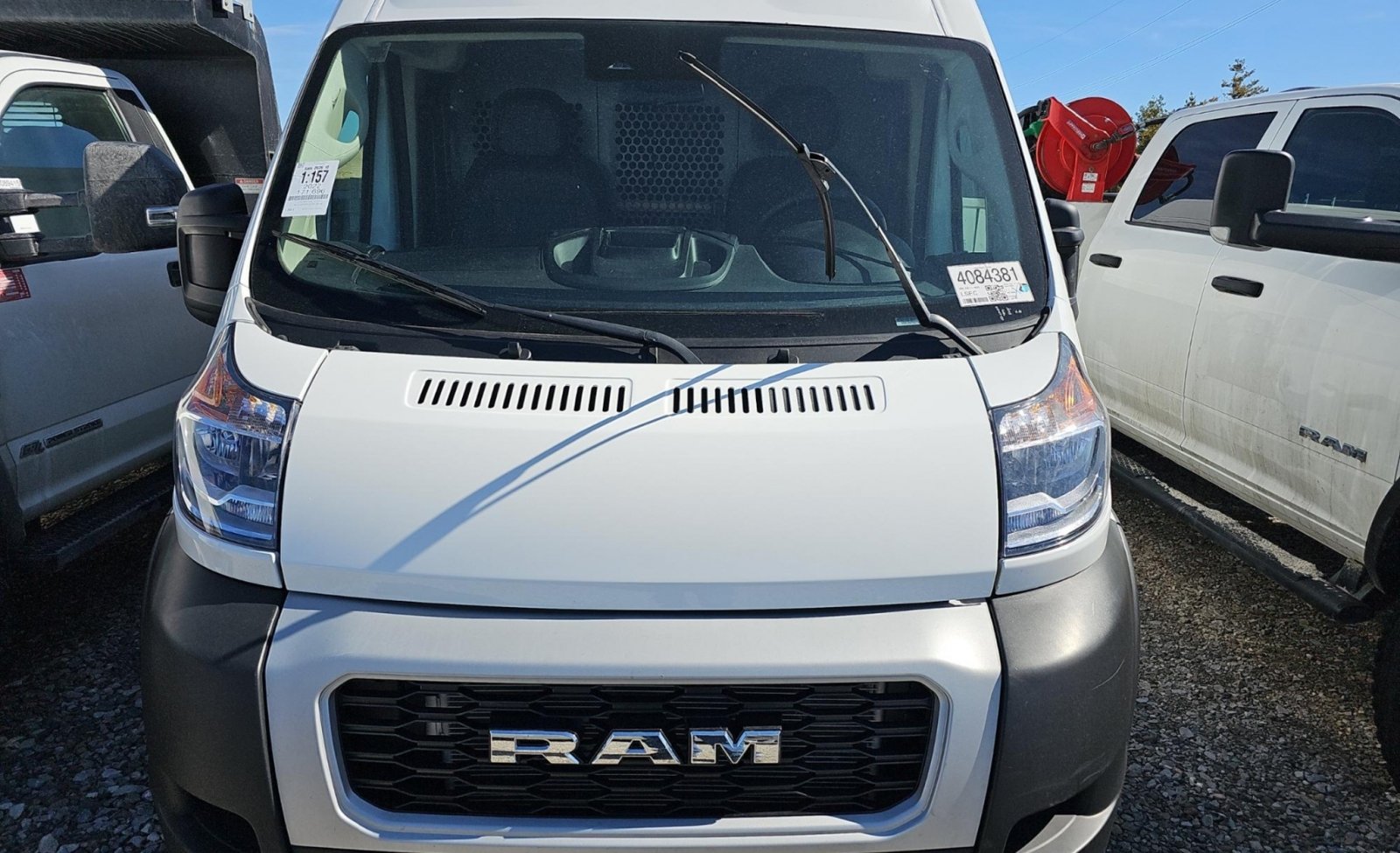 Used 2022 RAM ProMaster 2500 w/ Interior LED Lighting Group FWD image 2