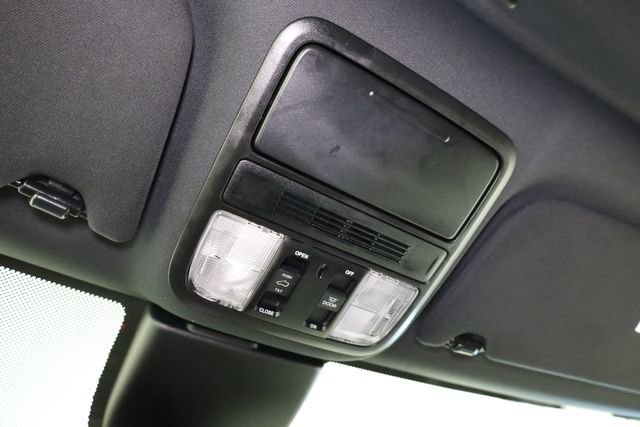 Used 2025 Honda Odyssey Sport-L image 24