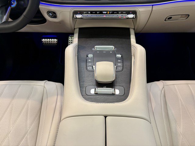 New 2026 Mercedes-Benz GLS 63 AMG 4MATIC image 20