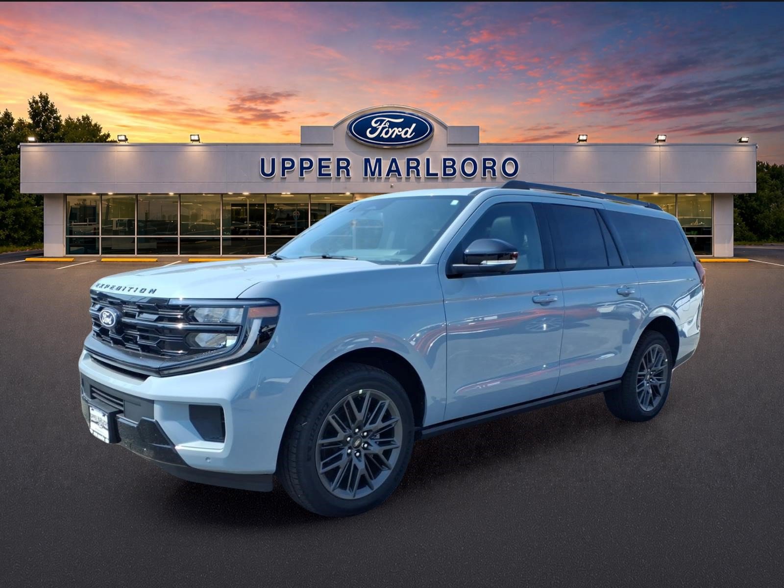 New 2027 Ford Expedition Max Platinum w/ Stealth Appearance Package AWD/4WD image 3