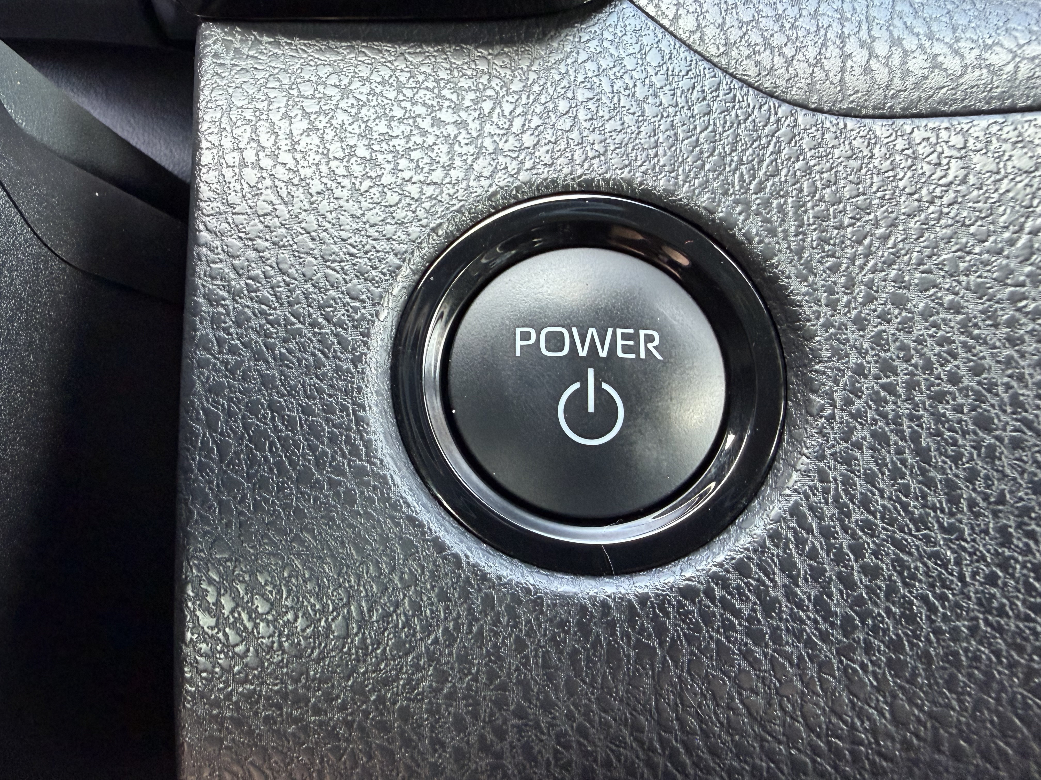 Used 2025 Toyota Camry SE FWD image 29
