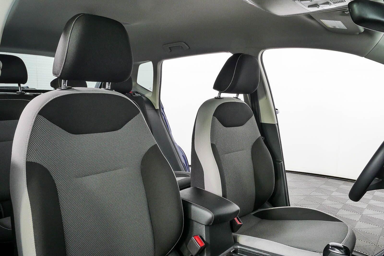 Certified 2023 Volkswagen Taos S FWD image 19