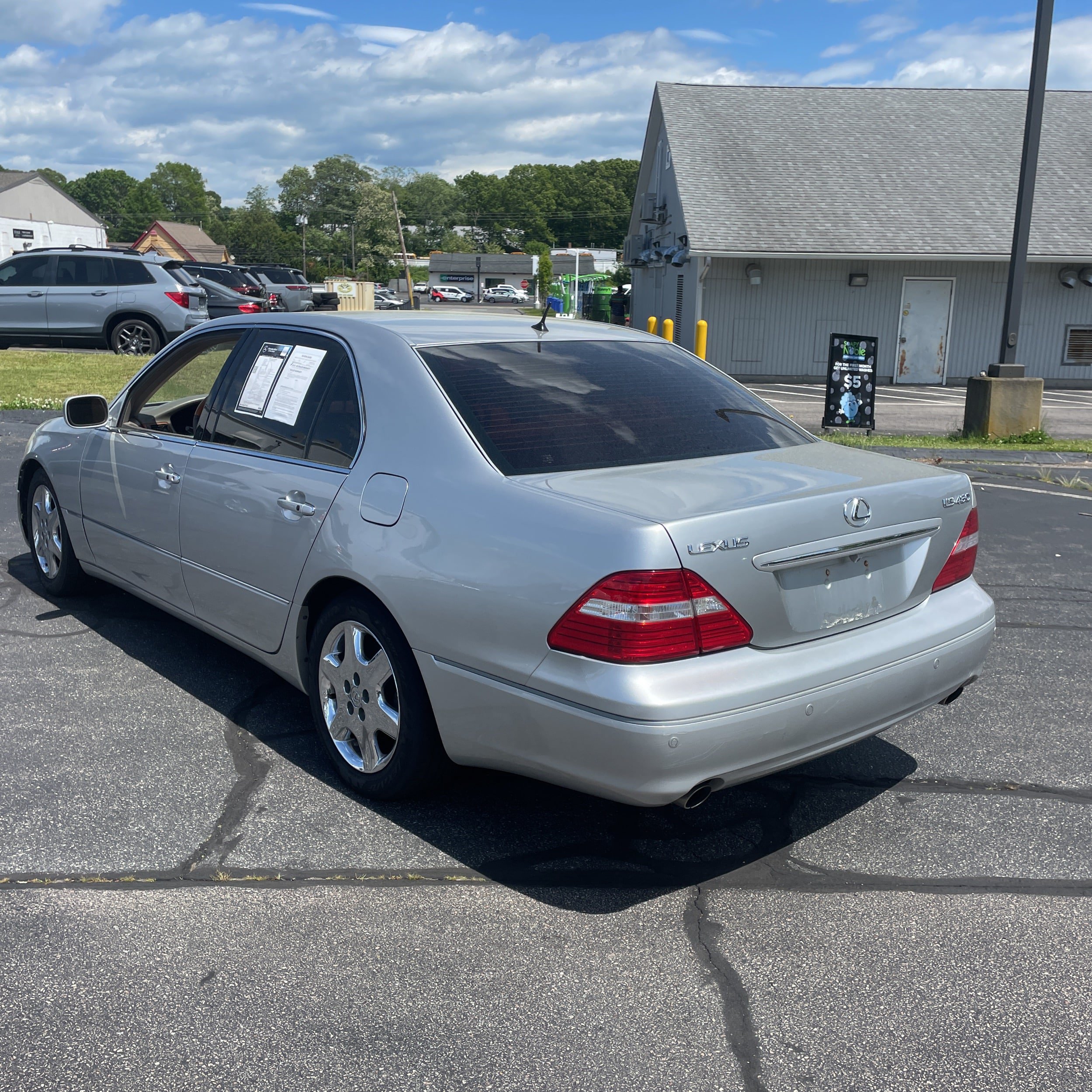 Used 2004 Lexus LS 430 RWD image 12