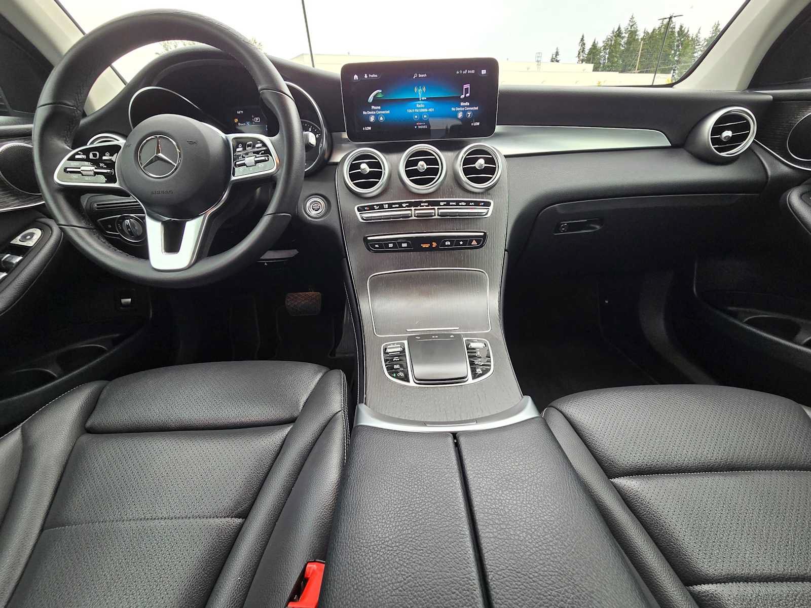 Used 2021 Mercedes-Benz GLC 300 4MATIC image 18