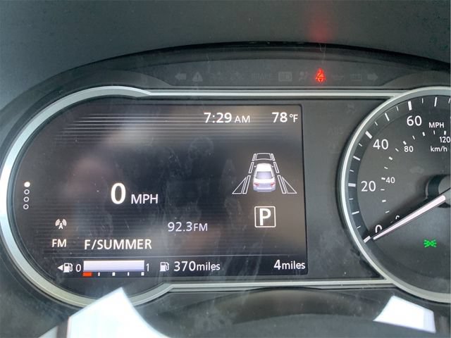Used 2025 Nissan Versa SV w/ Trunk Package FWD image 18