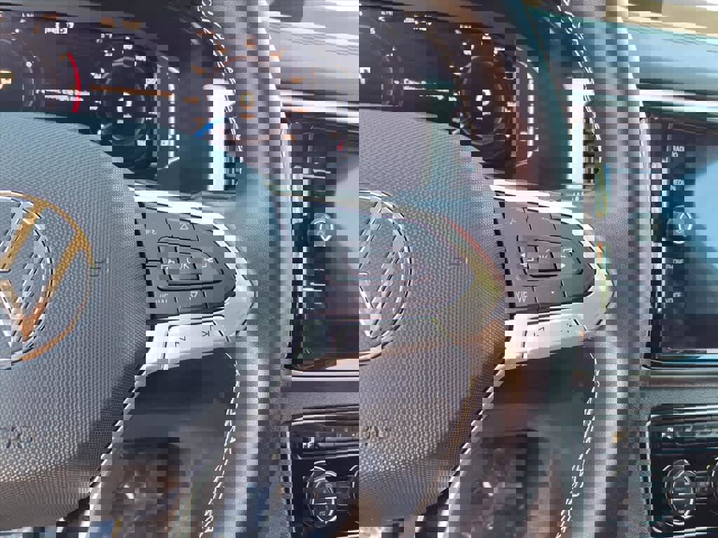 Used 2023 Volkswagen Atlas SE w/ Panoramic Sunroof Package image 11