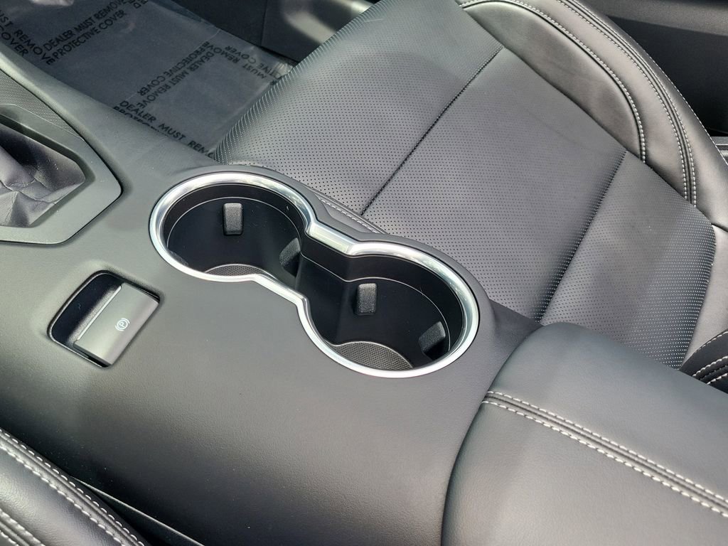 Used 2025 Ford Mustang Premium image 36