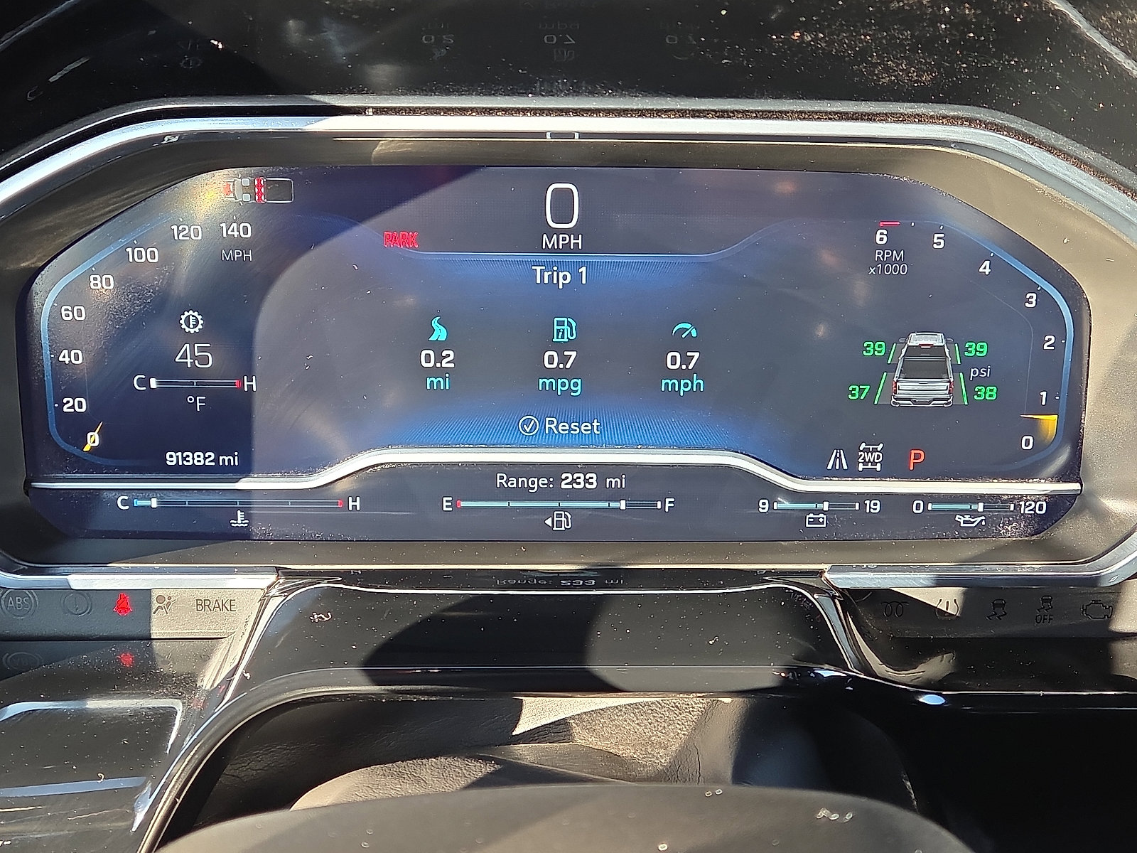 Used 2024 Chevrolet Silverado 1500 LTZ image 15