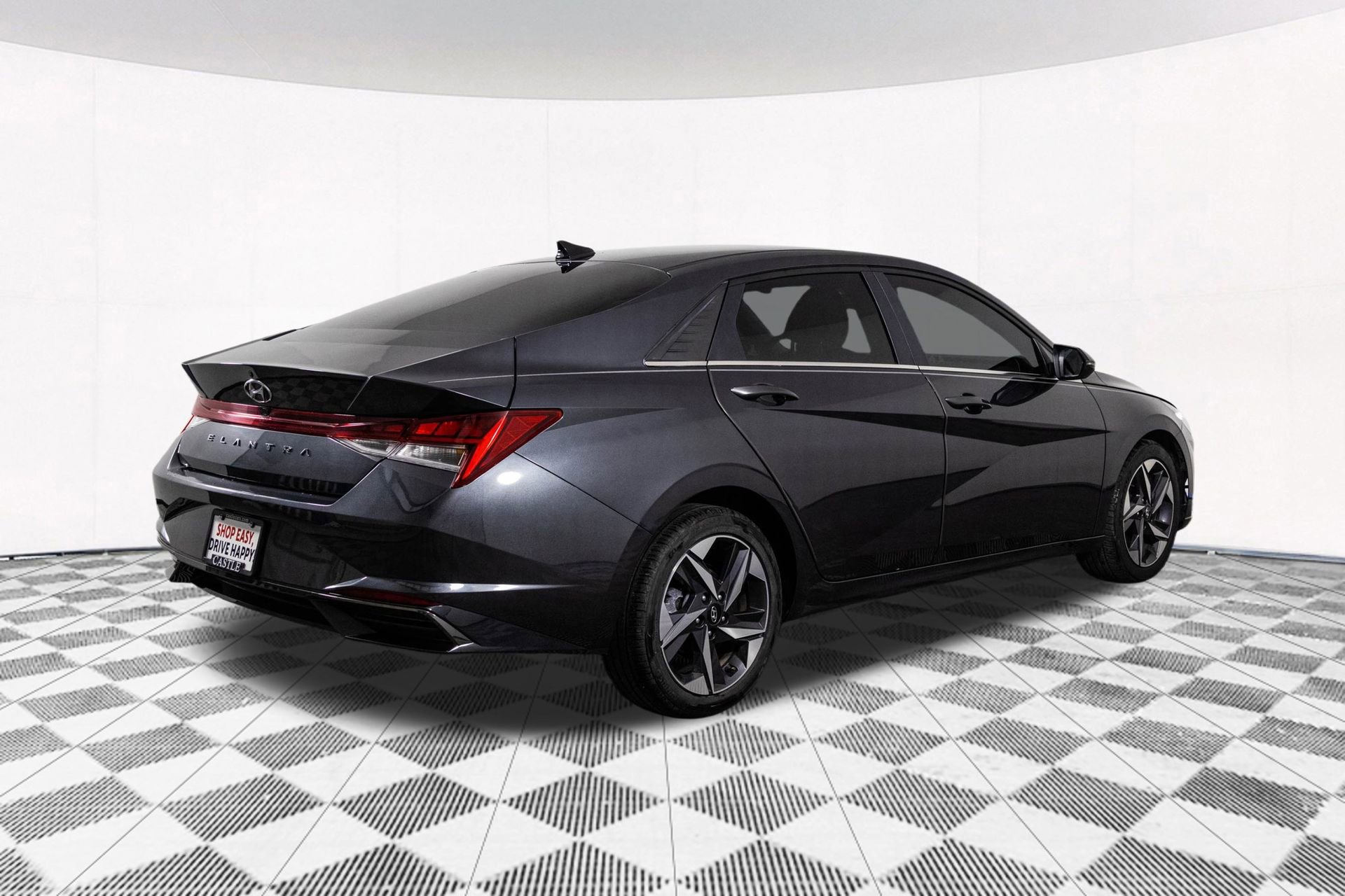 Used 2022 Hyundai Elantra SEL w/ Convenience + Premium Package FWD image 15