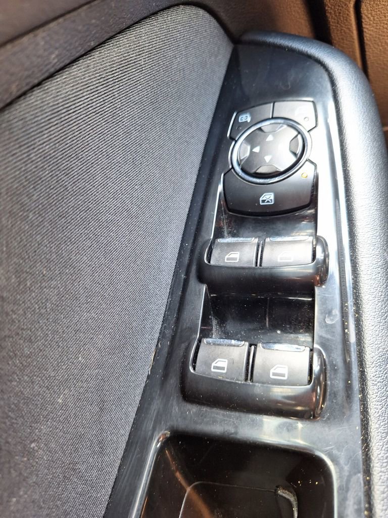 Used 2018 Ford Edge SEL w/ Class II Trailer Tow Package AWD/4WD image 20