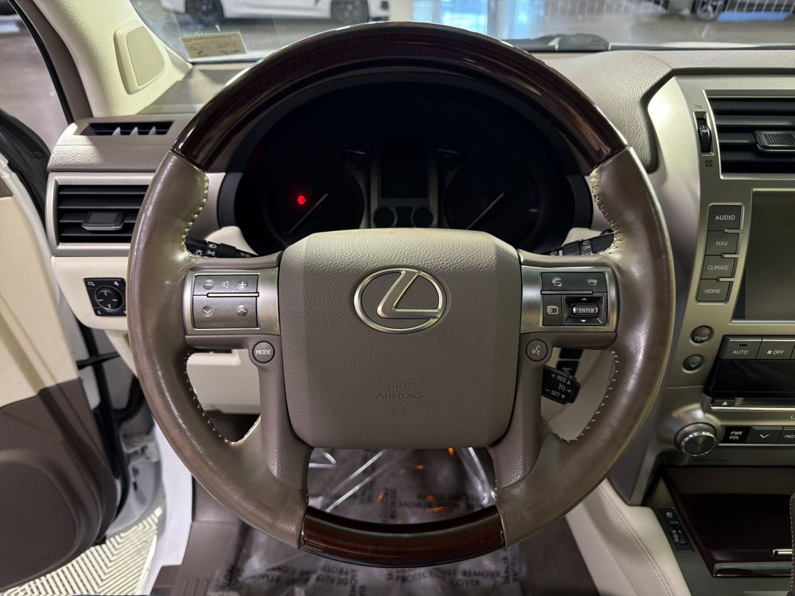 Used 2019 Lexus GX 460 Premium w/ Premium Package AWD/4WD image 21