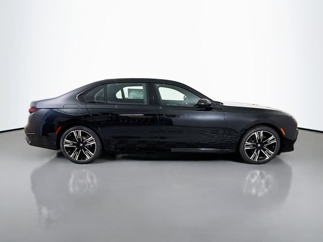 Used 2026 BMW 760i xDrive AWD/4WD image 8
