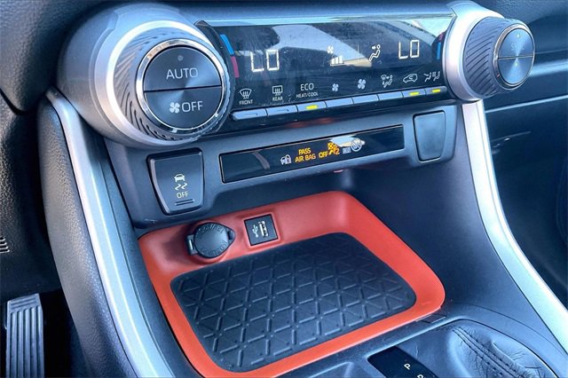 Used 2024 Toyota RAV4 Adventure image 29