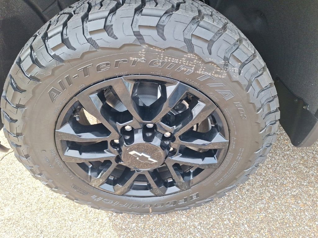 New 2026 Chevrolet Silverado 2500 LTZ w/ Trail Boss Package image 7