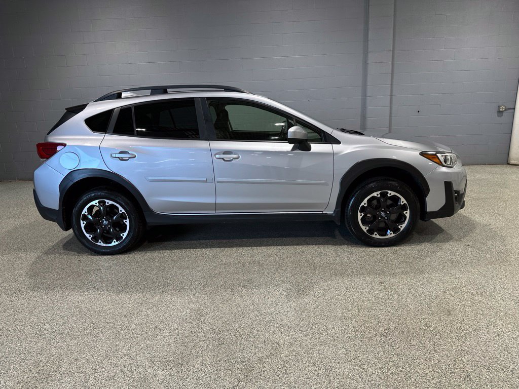 Used 2023 Subaru Crosstrek 2.0i Premium AWD/4WD image 2