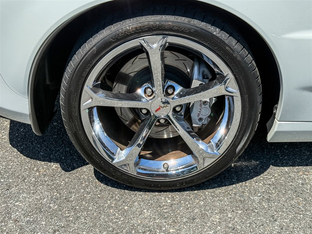 Used 2010 Chevrolet Corvette Grand Sport w/ Preferred Equipment Group RWD image 38