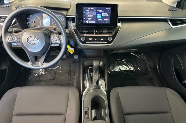 Used 2025 Toyota Corolla LE FWD image 15
